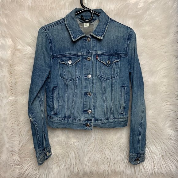 LEVI'S Trucker Jacket - Picture 2 of 7